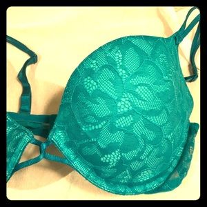 Victoria’s Secret push-up bra-lacy teal-size 36D